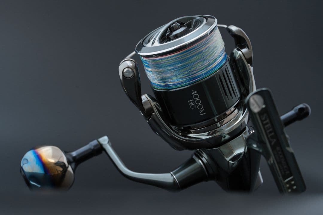 シマノ 22ステラ4000MHG ハンドルノブ、リールスタンド付き