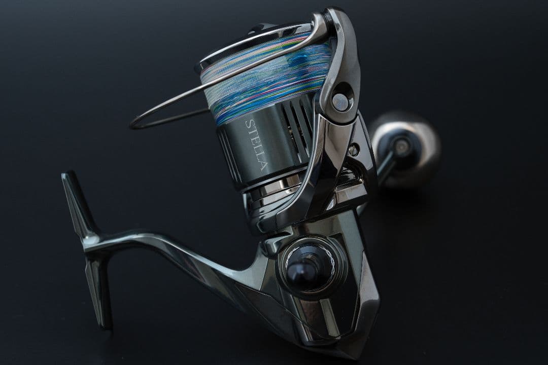 シマノ 22ステラ4000MHG ハンドルノブ、リールスタンド付き