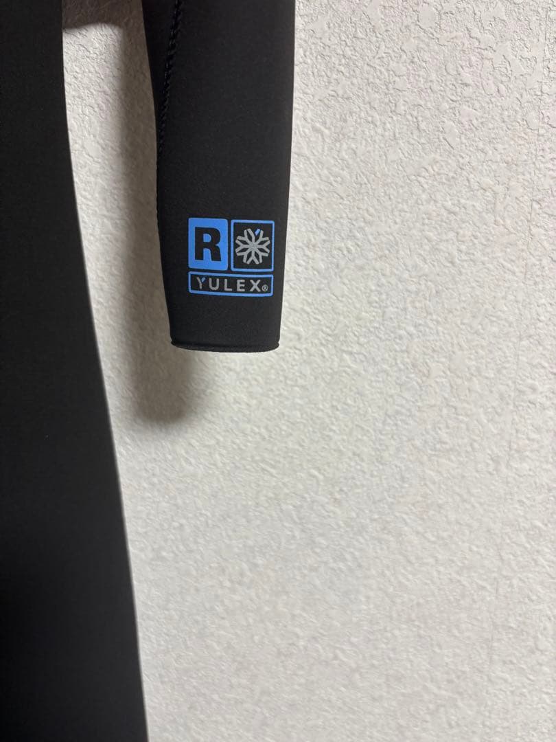 新品未使用　パタゴニア　ウエットスーツ　L