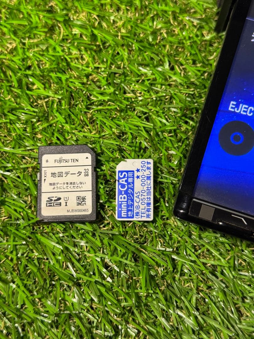 イクリプス AVN-SZ04i ナビ フルセグ.地図データ2014年。