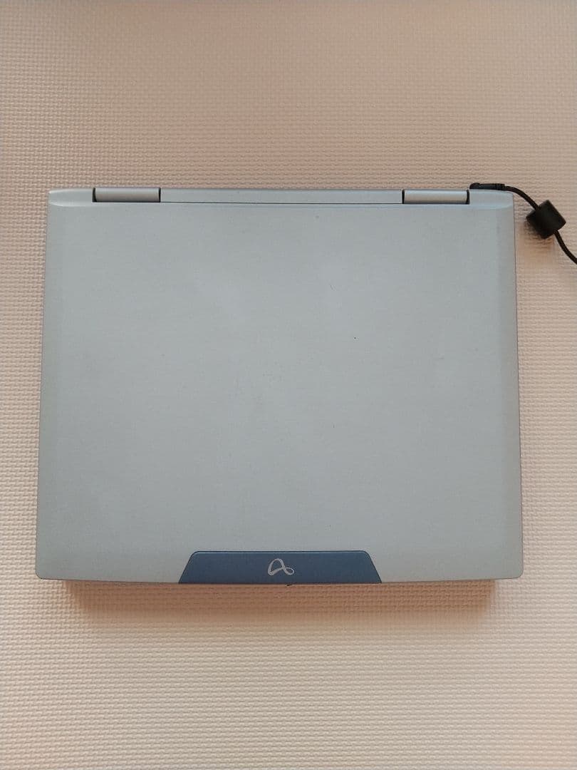 シャープ　Mebius