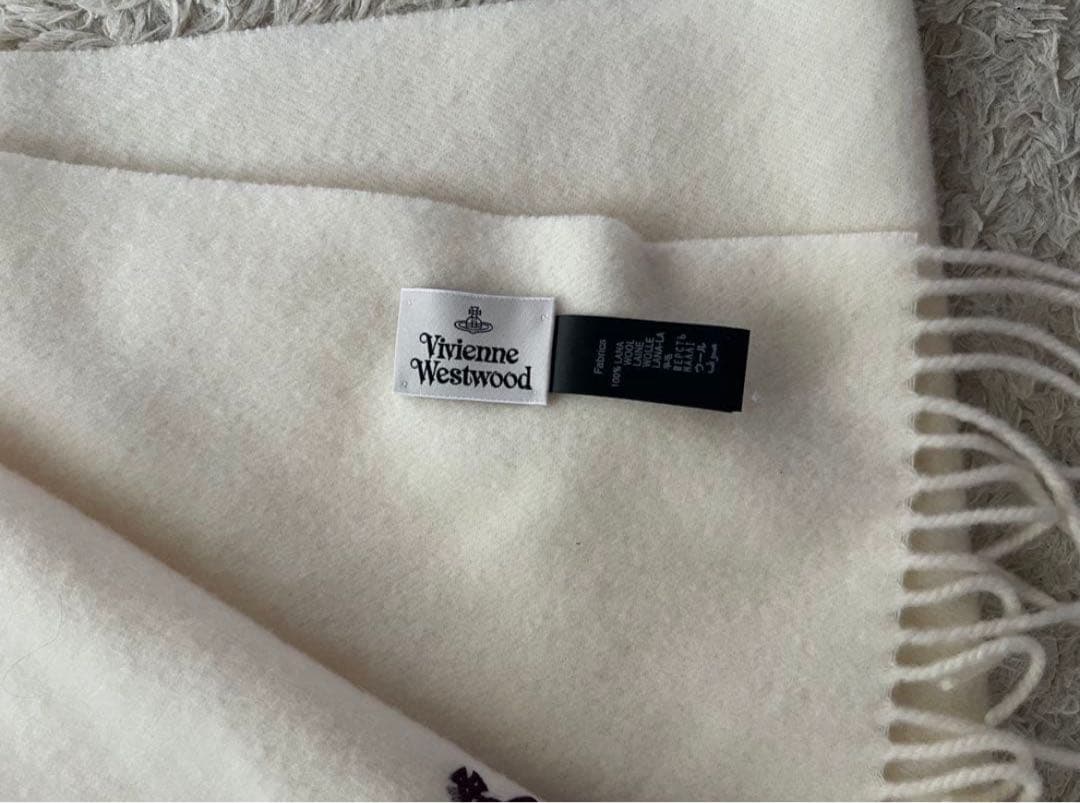 ヴィヴィアンウエストウッド マフラー ホワイト