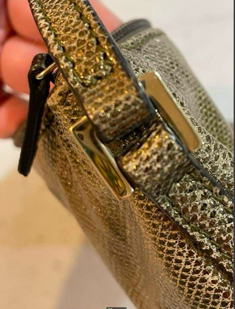 即日発送ゴールドGUCCIミニバッグ【希少・レア】グッチパーティーバッグ結婚式