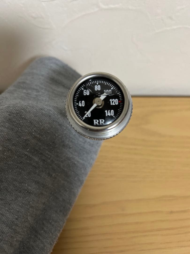 RR社　油温計　SR400