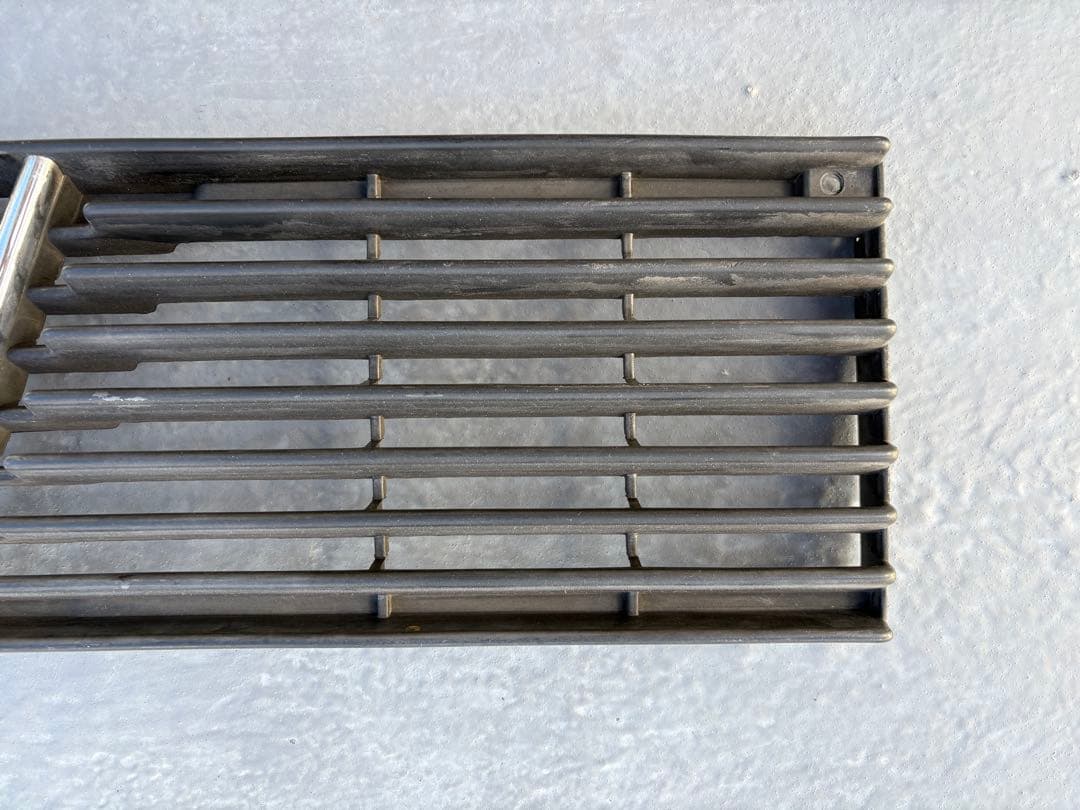 フィアットパンダ　141フロントグリル　前期　ステー付属　FIAT PANDA