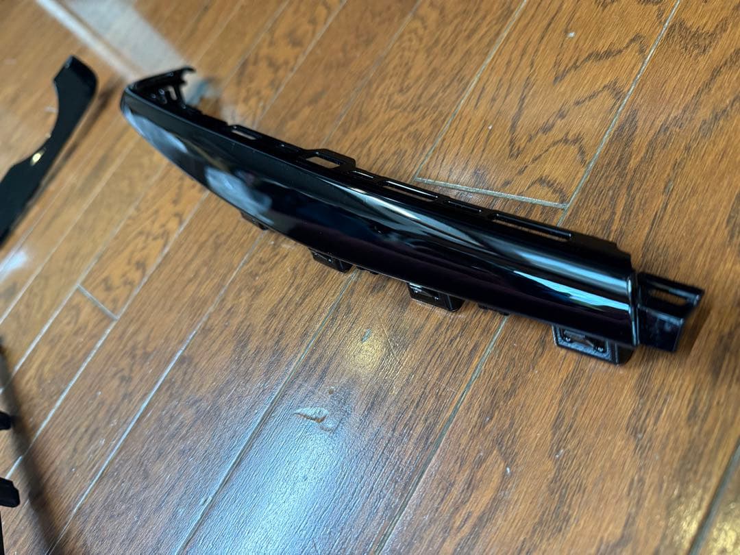 スイスポ ZC33S内装ガーニッシュ4点