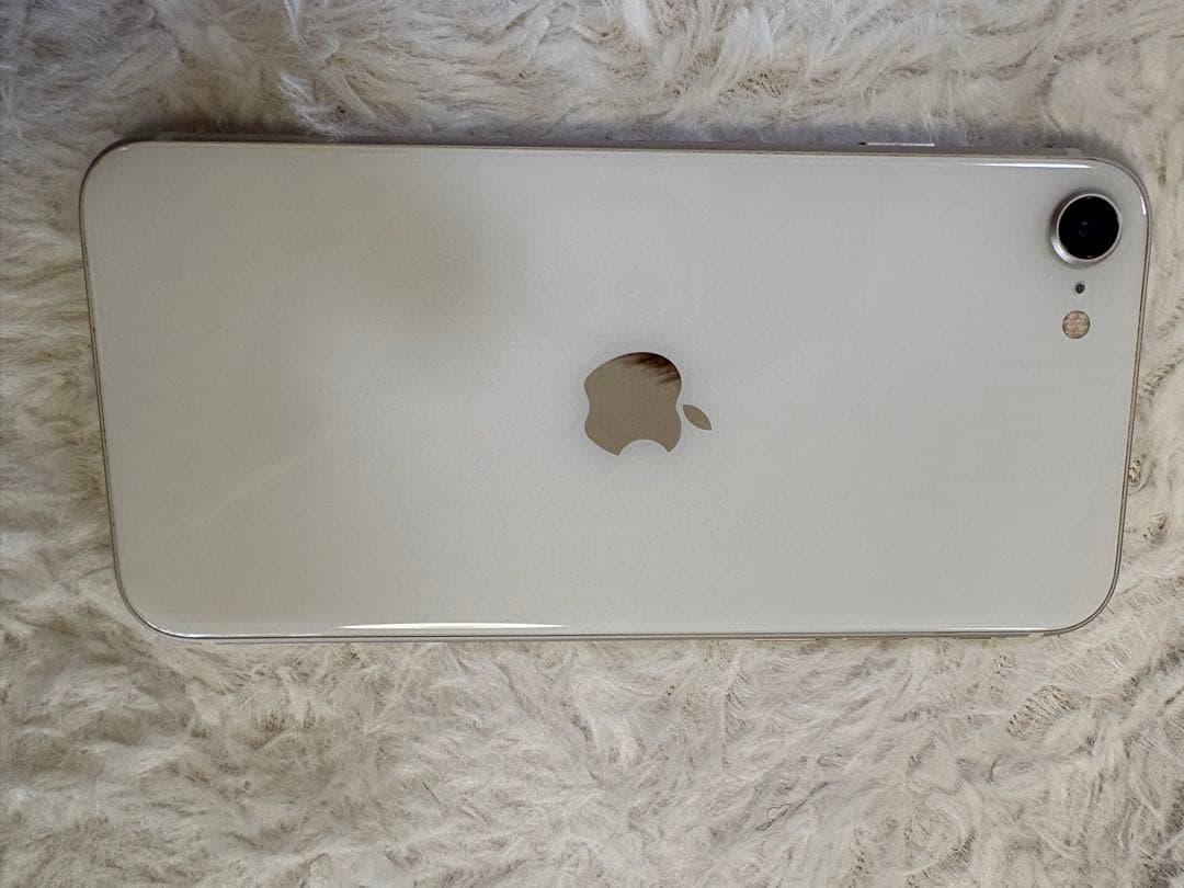 iPhone SE (第3世代) シルバー 本体 SIMフリー