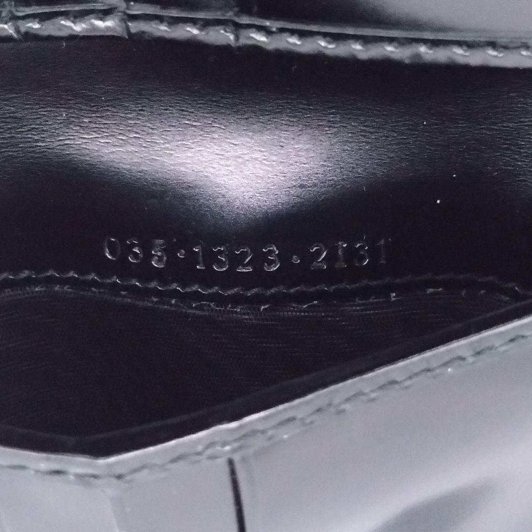 【美品】GUCCI 二つ折り財布 希少 金具 コンパクト 035・1323