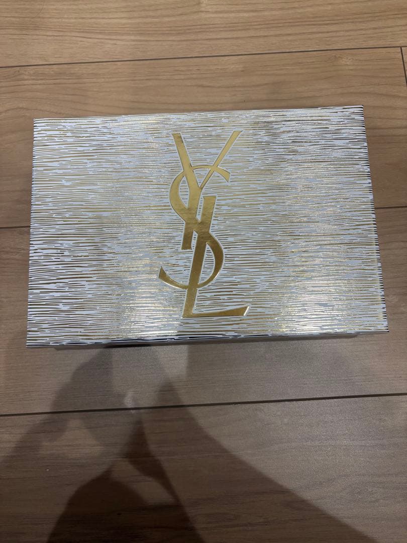 大越イヴ・サンローラン　YSL リブレ オーデパルファム セット　香水