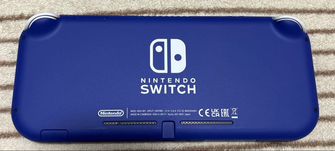 り*め様 【2025年製】【美品】【いいね少ない今が狙い目】SwitchLite