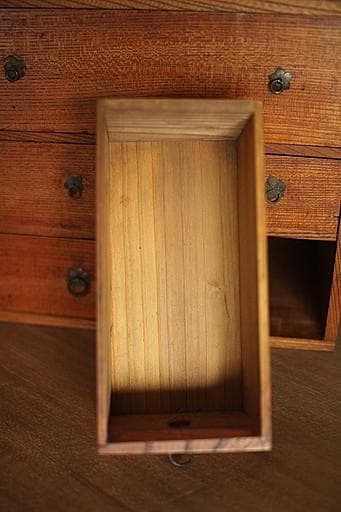 古い木製の小引き出し5杯　書類棚　レターケース　古家具　古民家