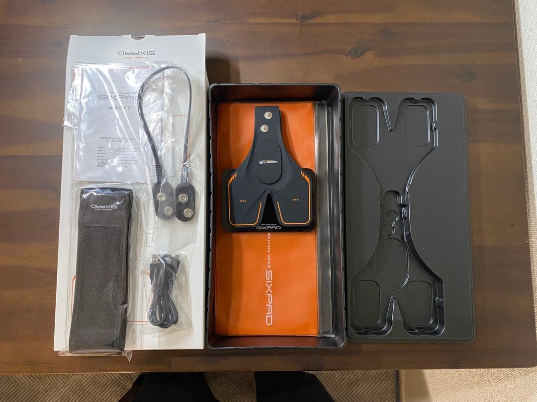 【正規品】シックスパッドChest Fit