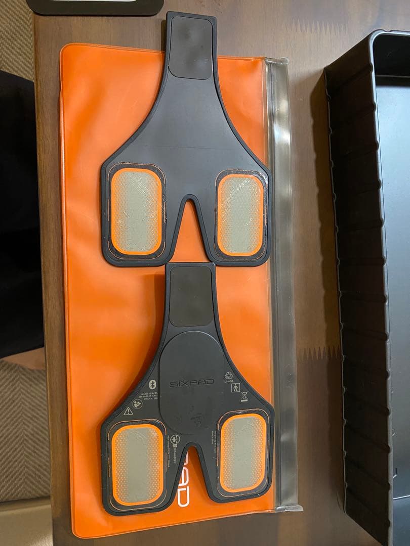 【正規品】シックスパッドChest Fit