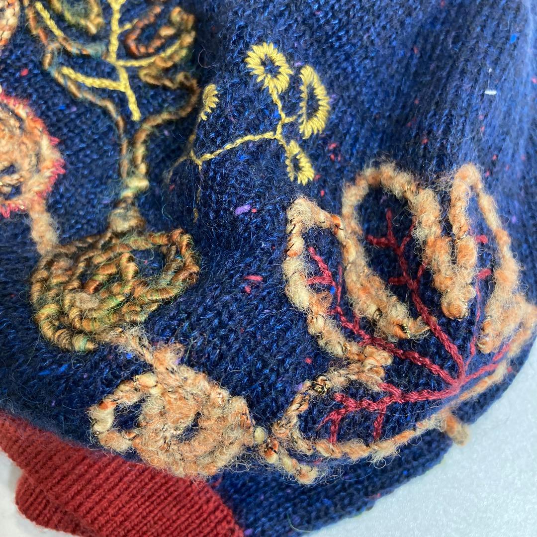専用　M＆KYOKO マサキキョウコ　刺繍入りネイビーのニット帽