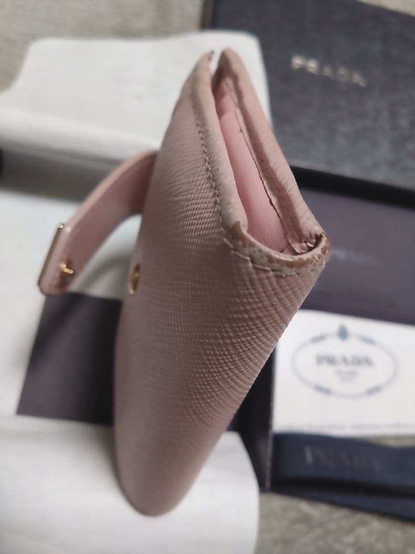 PRADA サフィアーノタブ 二つ折り財布 ピンク