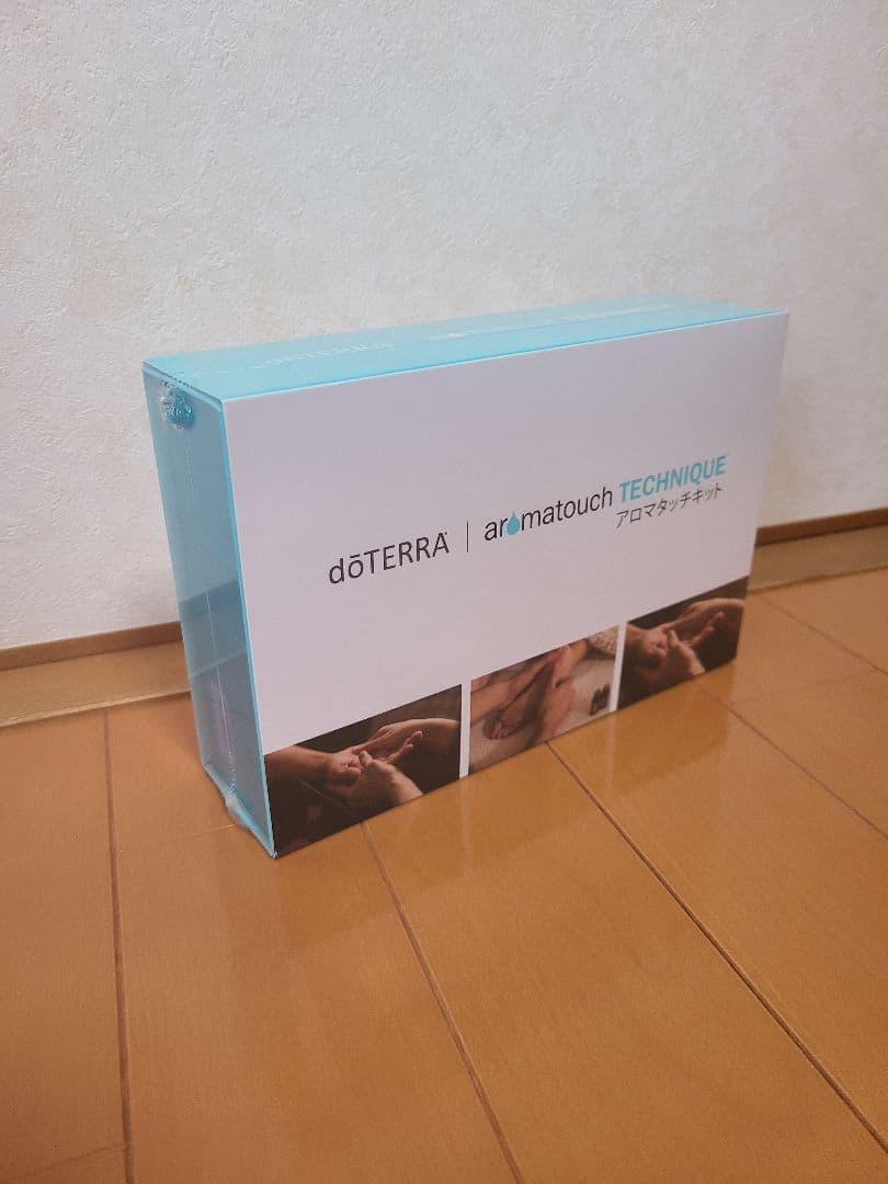 doTERRA アロマタッチキット 新品未開封 ドテラ ココナッツオイル付 精油