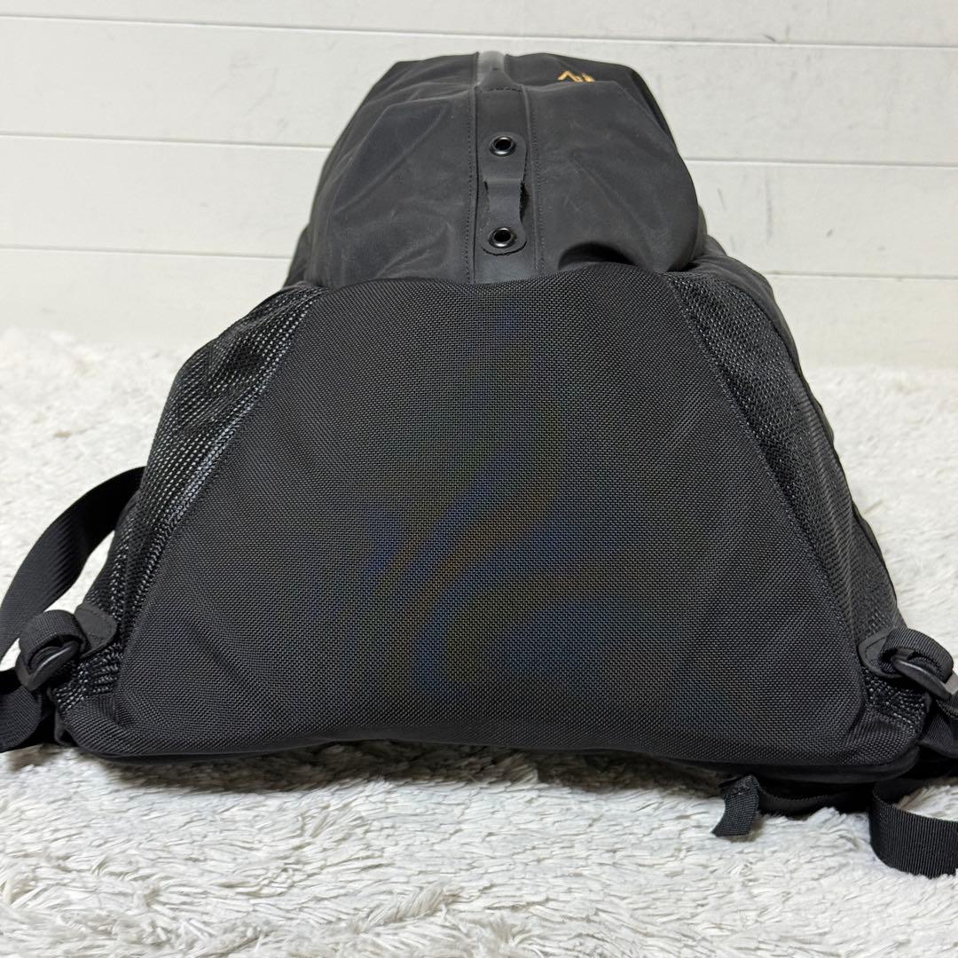 極美品✨ARC'TERYX アークテリクス　アロー22 バックパック　ブラック