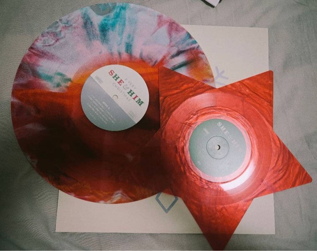 She&Him『A Very She & Him Christmas』数量限定