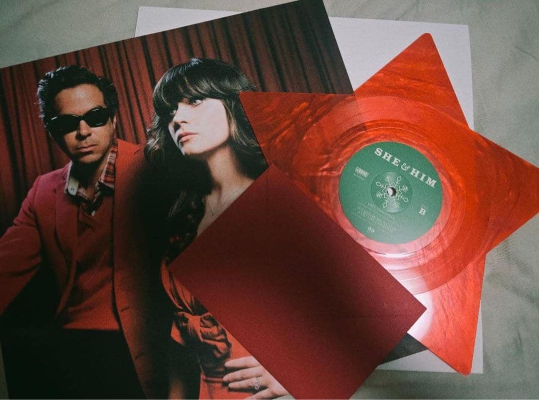 She&Him『A Very She & Him Christmas』数量限定