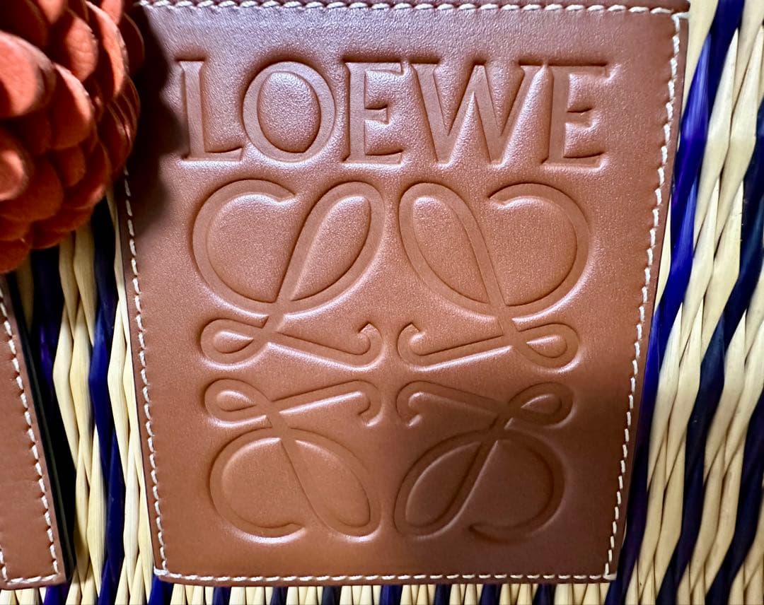 【最終値下げ/超美品/LOEWE】カゴバッグ フラワーチャーム付き