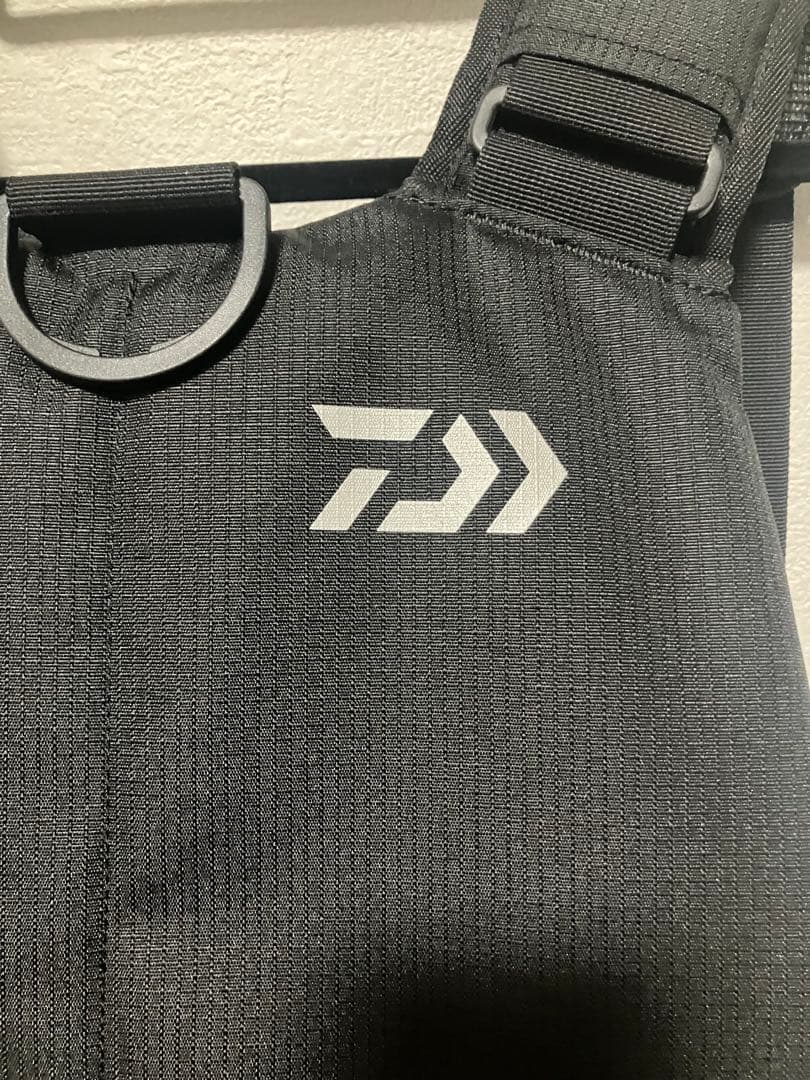 週末セール　ダイワ　フローティングベスト DF-6425 (2025年モデル)