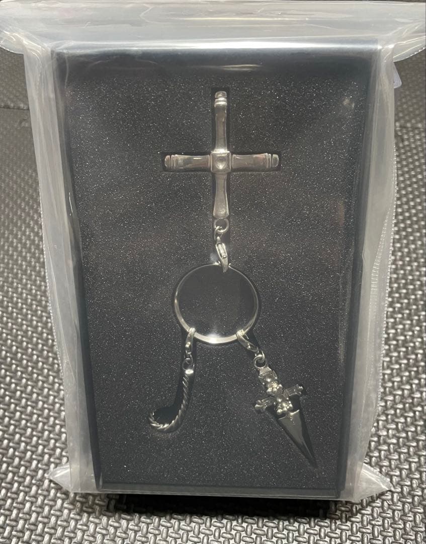 正規品 旧HUNTER×HUNTER クラピカのチェーントップ