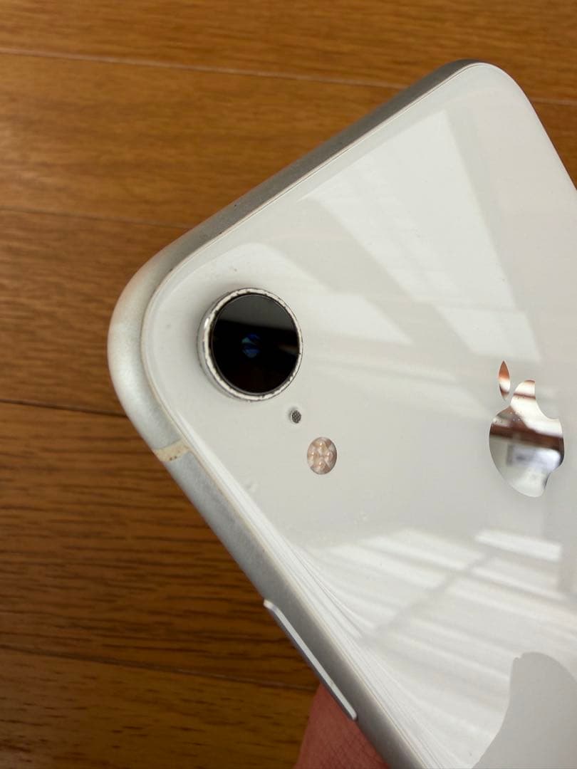 Apple iPhone XR ホワイト