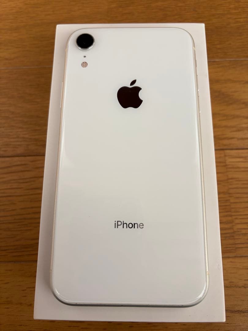 Apple iPhone XR ホワイト