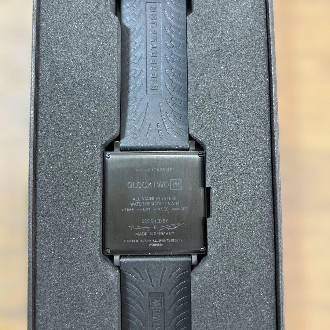 QLOCKTWO WATCH クロックツー ウォッチ