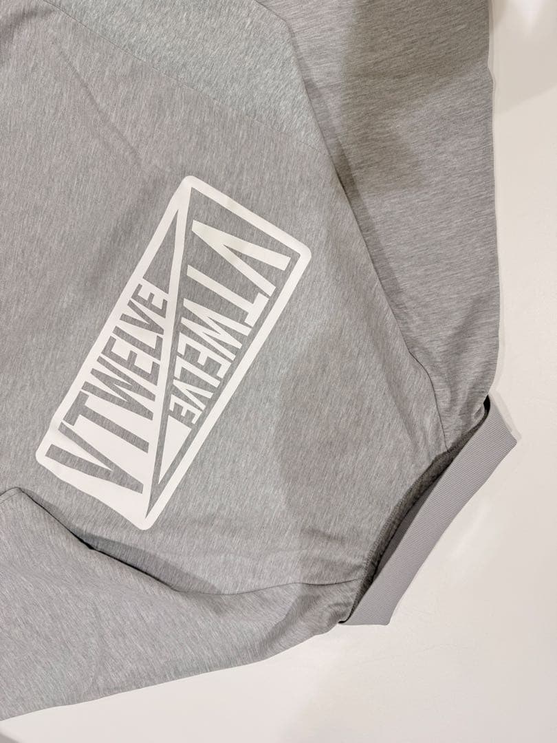 【新品】ヴィトゥエルヴ　ゴルフ　ポロ　シャツ　グレー　L