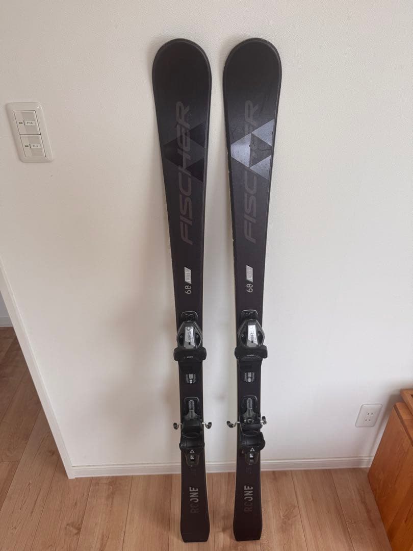 Fischer RC ONE 68スキー 板145cm バインディング付属