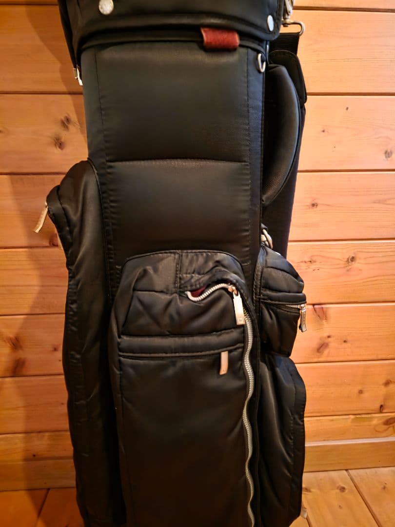 人気のONOFFキャディーバッグ！