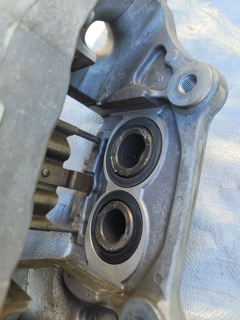  ブレンボブレーキキャリパー&ディスク①