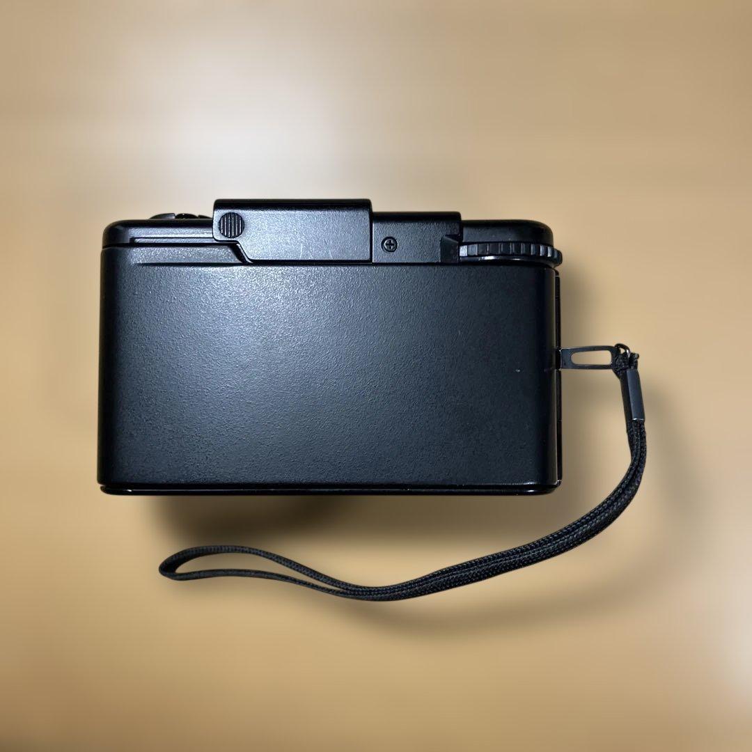 オリンパス　初代コンパクトカメラ　XA