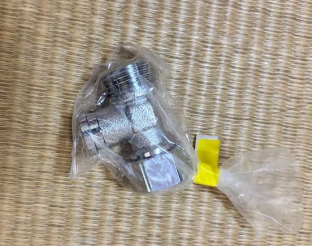 大幅値下げ！【未通水展示品　一部部品なしCW-KA32】LIXILシャワートイレ