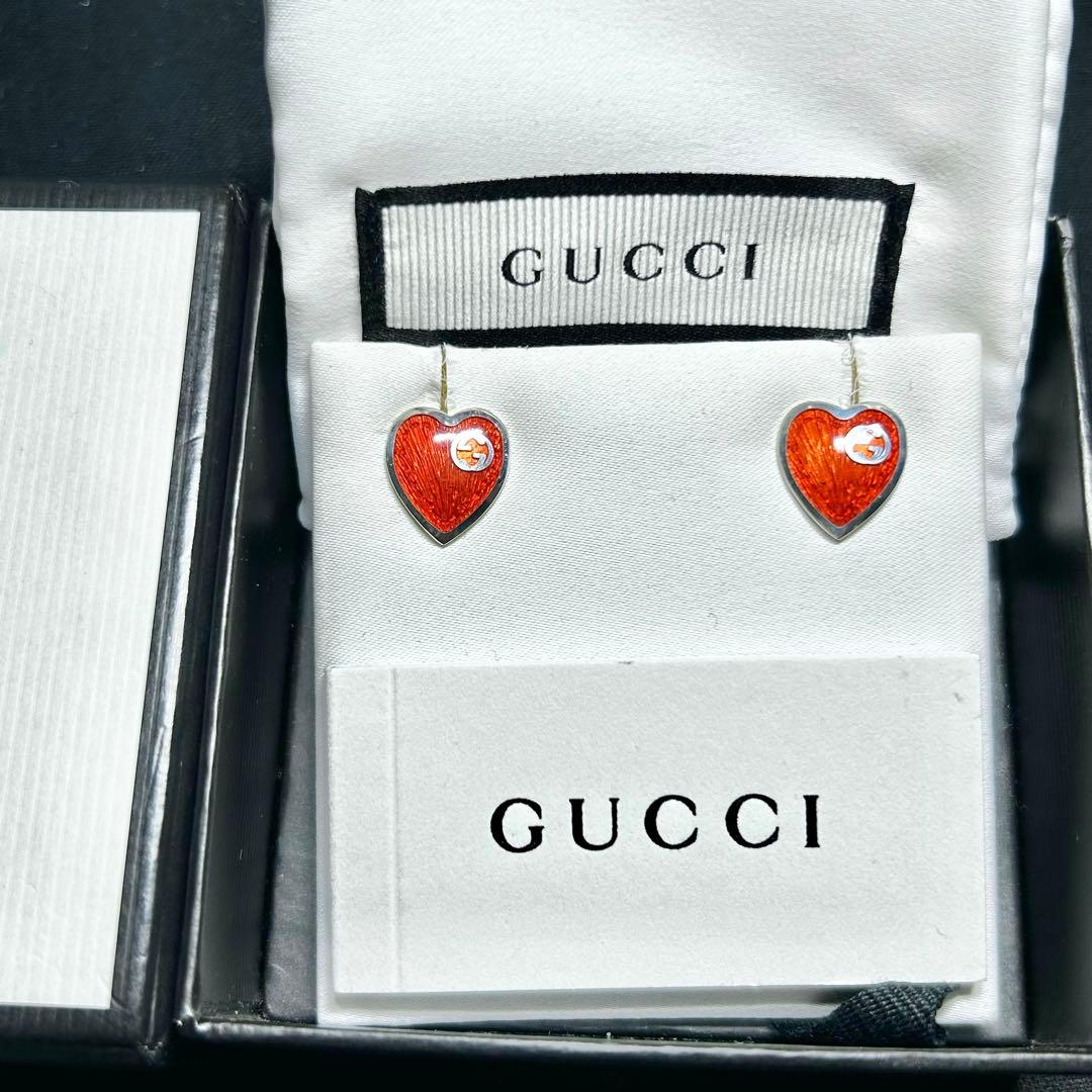 GUCCI グッチ　インターロッキング　エナメル　レッド　ハート　ピアス　両耳