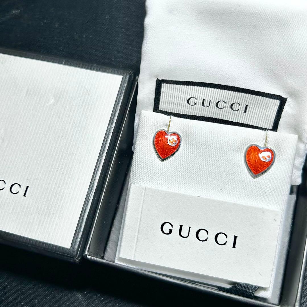 GUCCI グッチ　インターロッキング　エナメル　レッド　ハート　ピアス　両耳