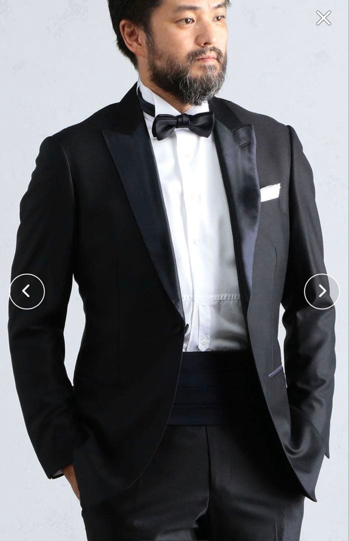 tomorrowland トゥモローランド　タキシード