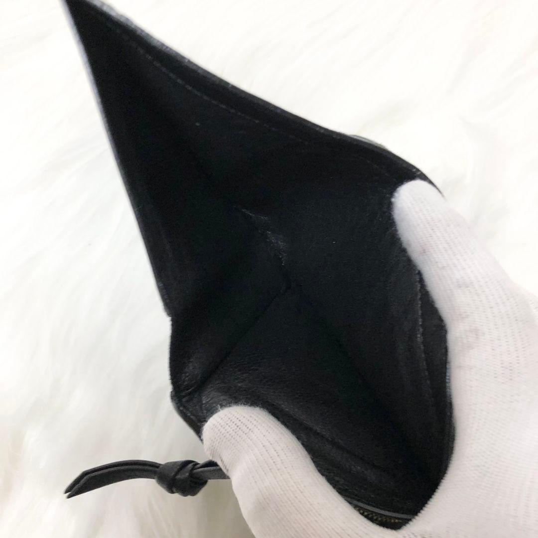 【美品】ボッテガヴェネタ 二つ折り財布 折り財布 イントレチャート ブラック