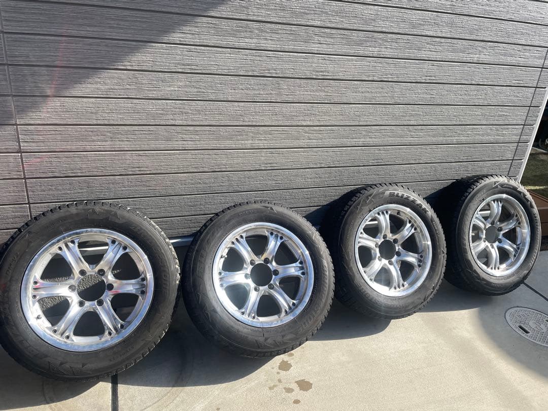 ホイール4本セット 17×7.5 +24 139.7 6H ホイールのみです。