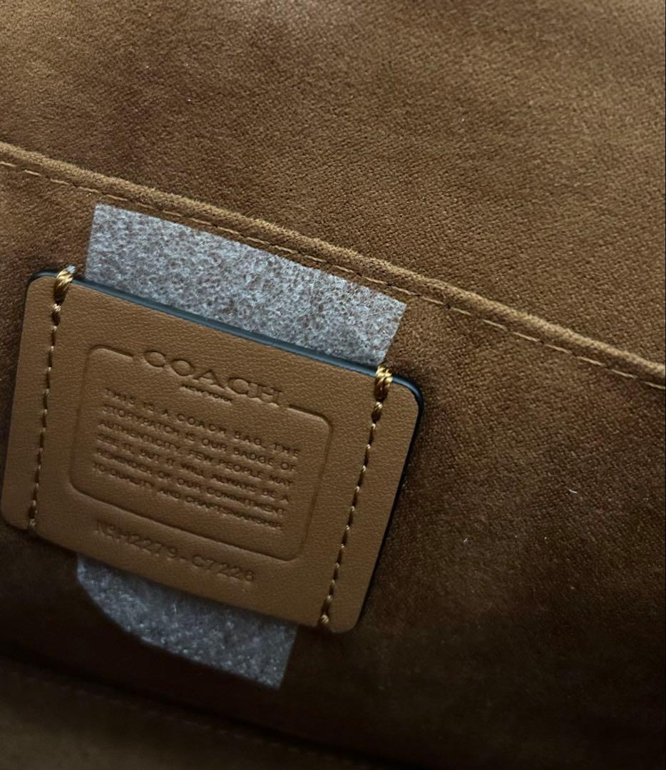 COACH コーチ　ショルダーバッグ　ペッパーサッチェル
