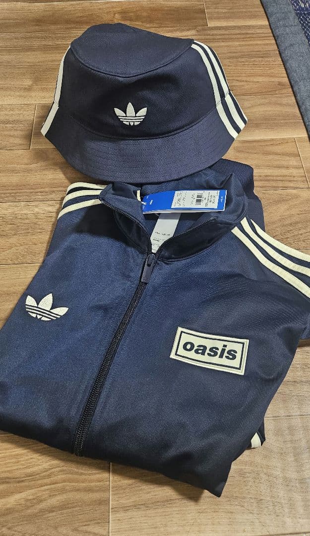 ◆新品未使用タグ付き　オアシス　ツアートラックトップ◆ジャージXS◆