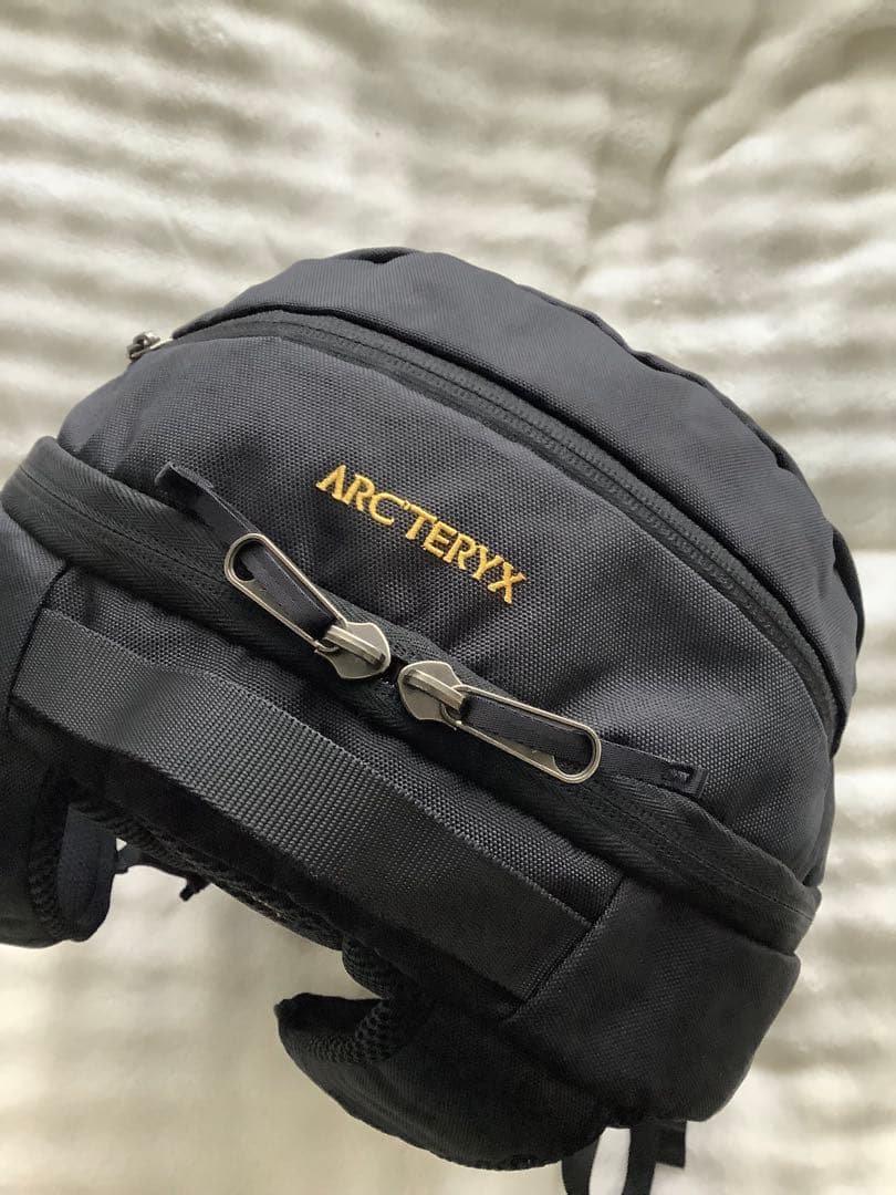 Arc'teryx アークテリクスMantis 16 Backpack ブラック