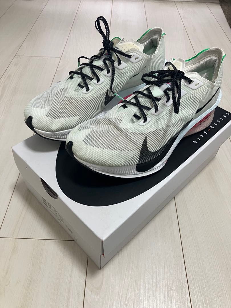 Nike ヴェイパーフライnext%4 サイズ26.5