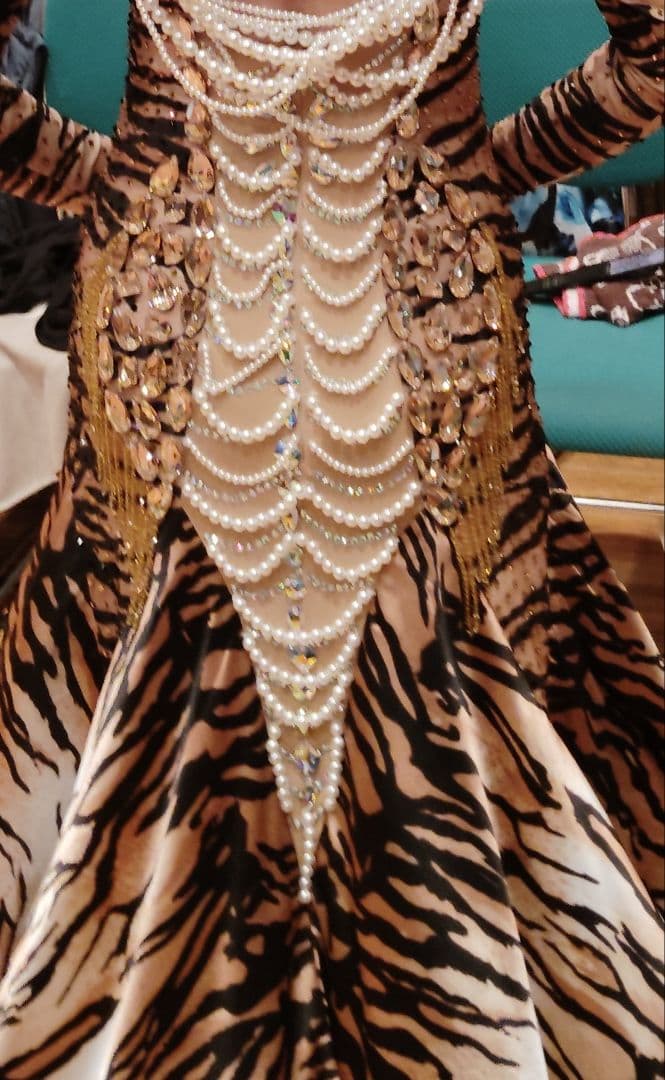 豹柄オフショルダーロングドレス