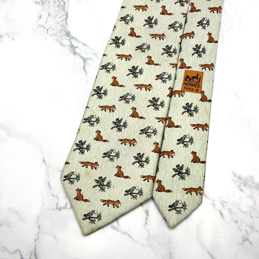 ◆良品◆HERMES エルメス ネクタイ 水色 アニマル柄 オシャレ