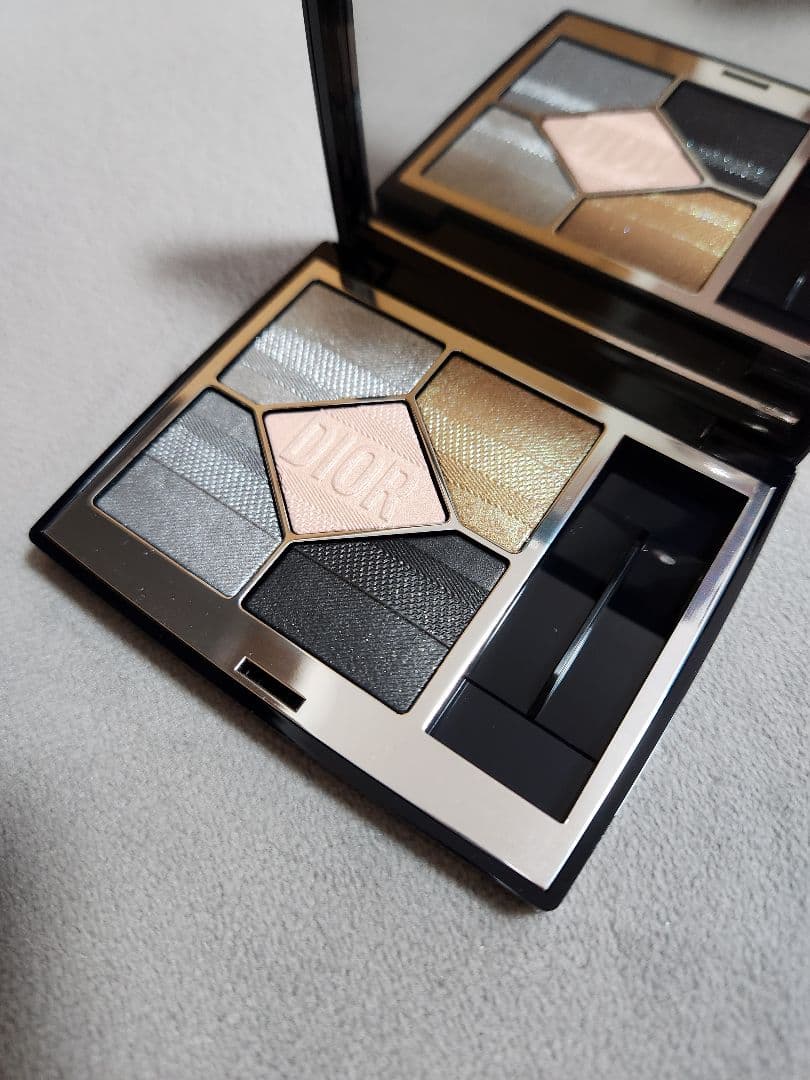 Dior ディオール ショウ サンククルール 083 MONTAIGUE