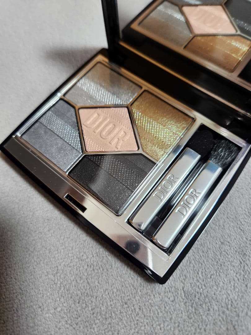 Dior ディオール ショウ サンククルール 083 MONTAIGUE