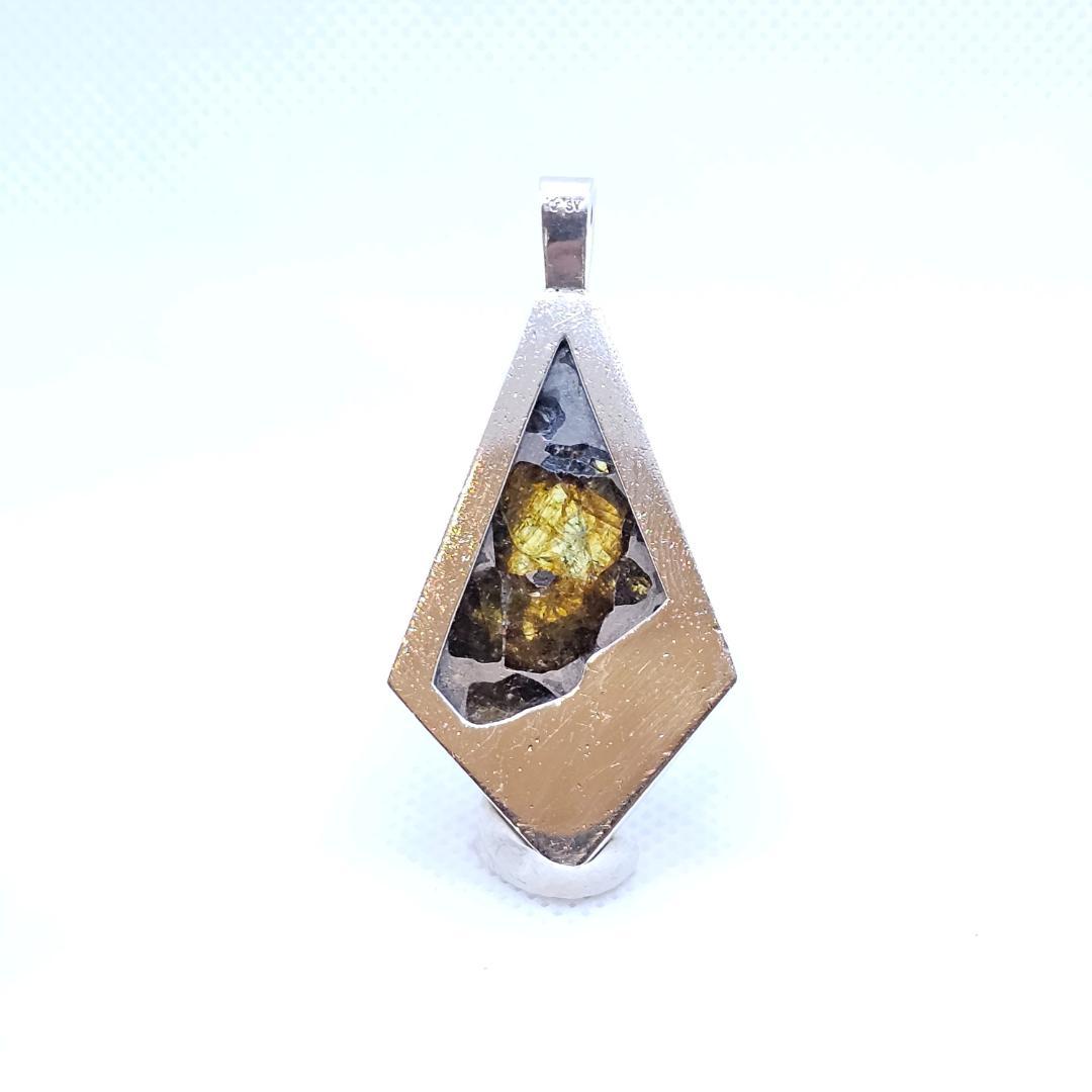 イミラック隕石 ペンダント【宝石質】