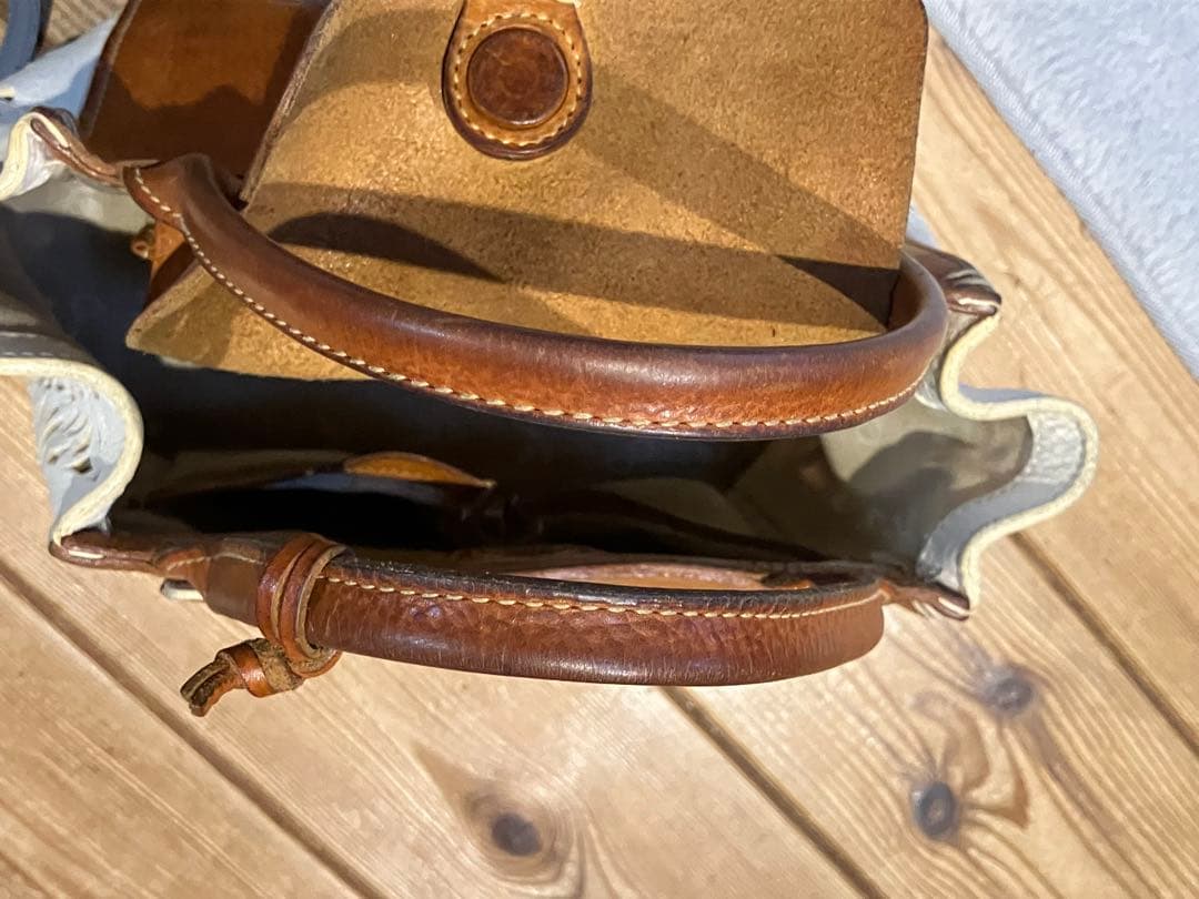 gentenキュービック カットワークトートバッグ、ミニ財布、手入れ用品セット